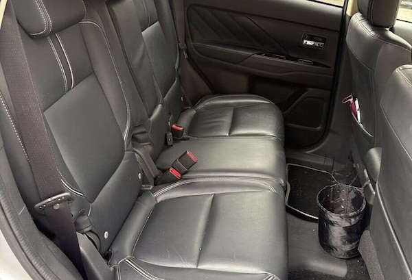 Used Mitsubishi Outlander 2017 for sale - 76232944: Photo 7