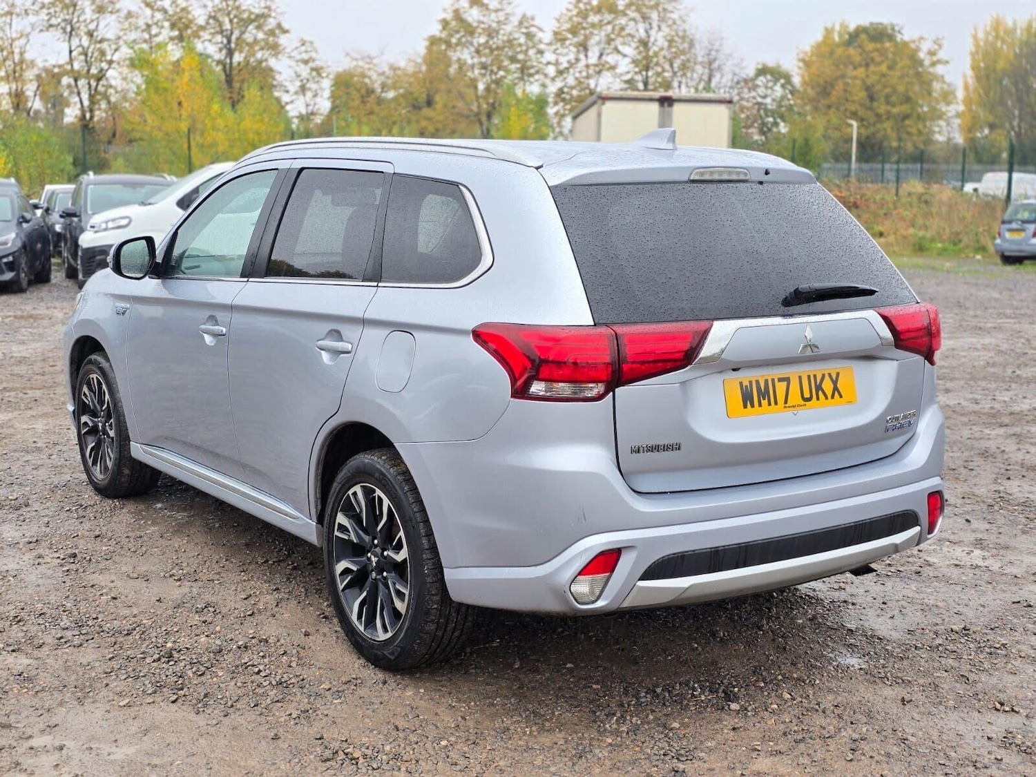 Used Mitsubishi Outlander 2017 for sale - 76232944: Photo 9