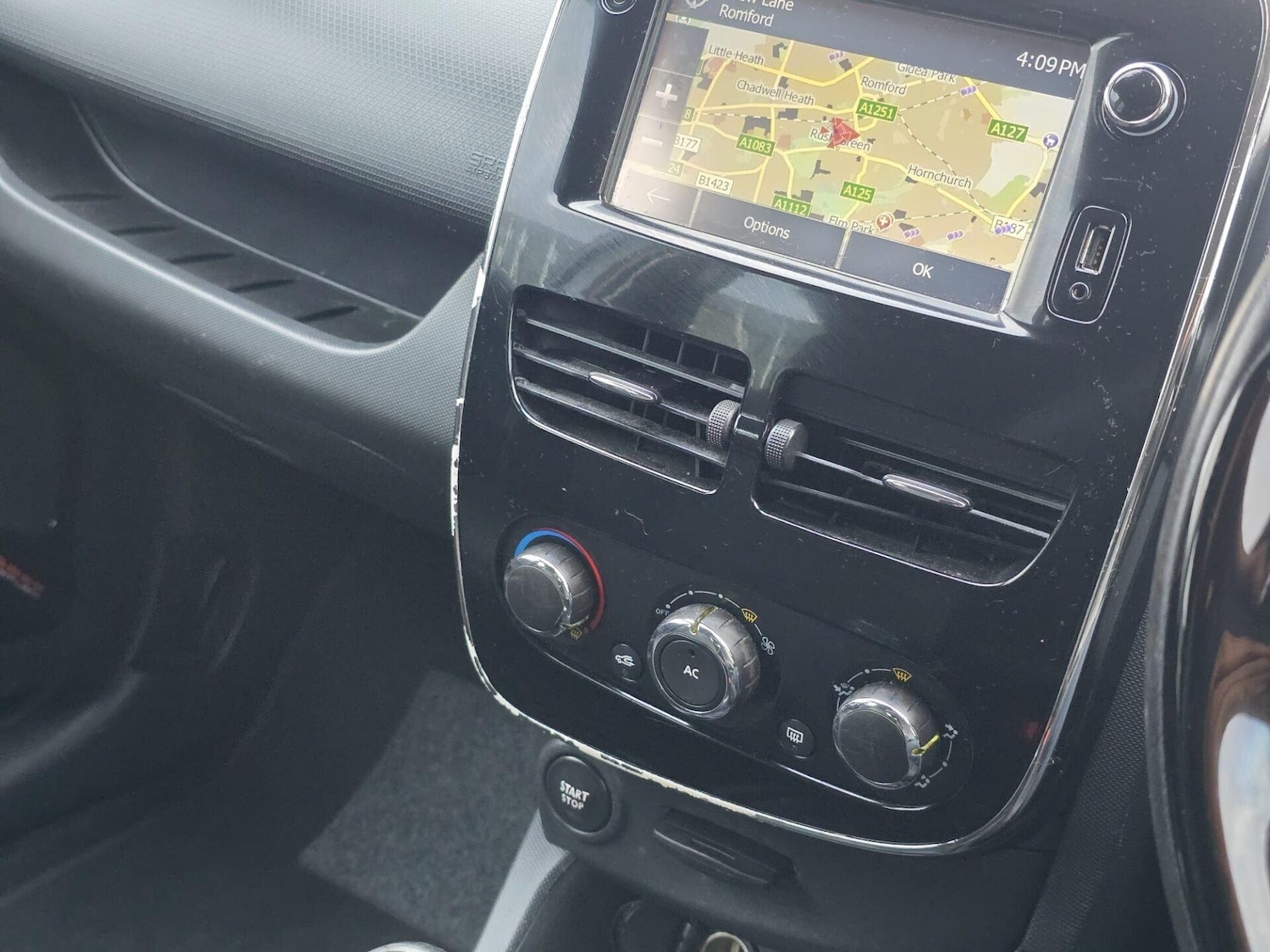 Used Renault Clio 2014 for sale - 77578291: Photo 55