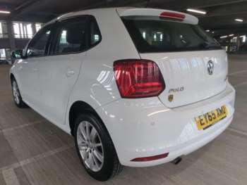Used Volkswagen Polo 2015 for sale - 75337533: Photo