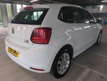 Used Volkswagen Polo 2015 for sale - 75337533: Photo