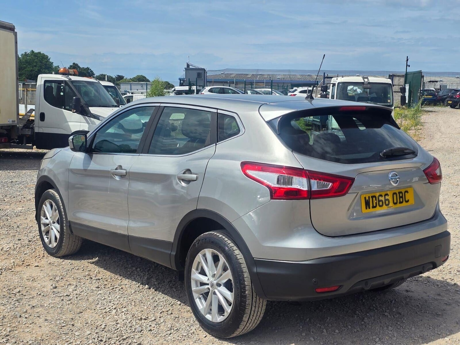 Used Nissan Qashqai 2017 for sale - 76037367: Photo 28