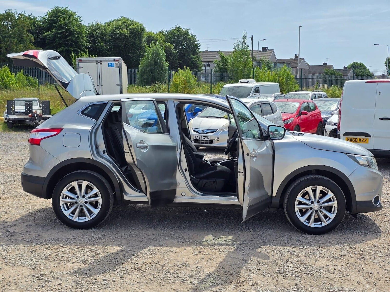 Used Nissan Qashqai 2017 for sale - 76037367: Photo 38