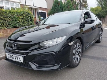 Used Honda Civic 2018 for sale - 75474774: Photo
