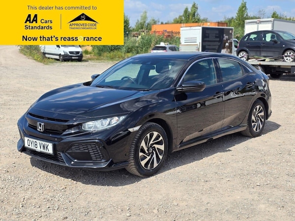 Used Honda Civic 2018 for sale - 75474774: Photo 3