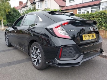 Used Honda Civic 2018 for sale - 75474774: Photo