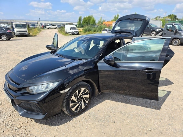 Used Honda Civic 2018 for sale - 75474774: Photo 7