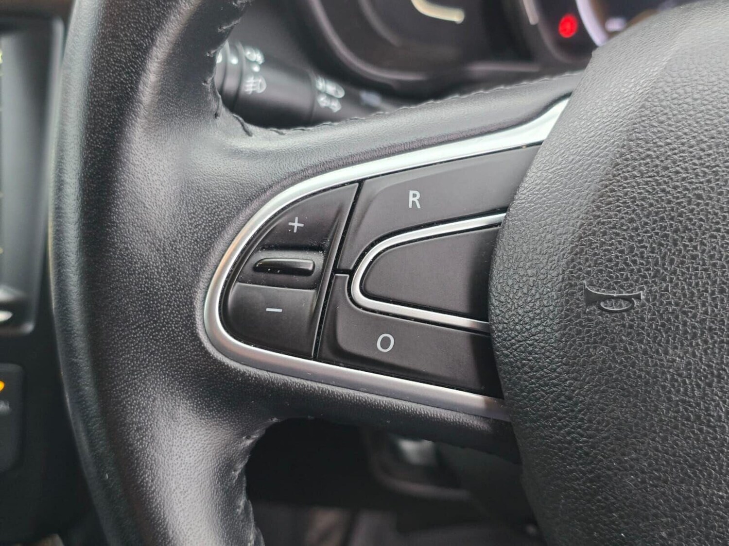 Used Renault Kadjar 2018 for sale - 76368788: Photo 31