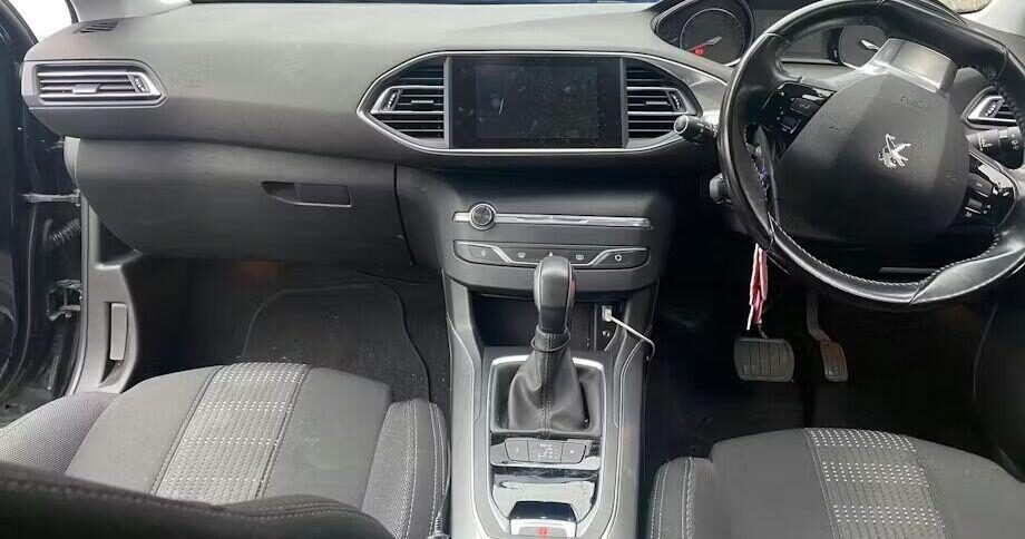Used Peugeot 308 2017 for sale - 77226212: Photo 5