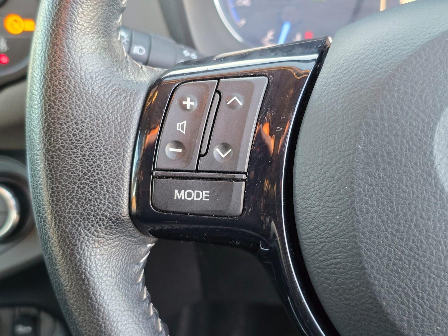 Used Toyota Yaris 2018 for sale - 76922772: Photo 30