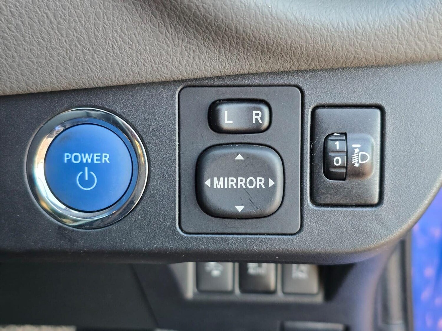 Used Toyota Yaris 2018 for sale - 76922772: Photo 33