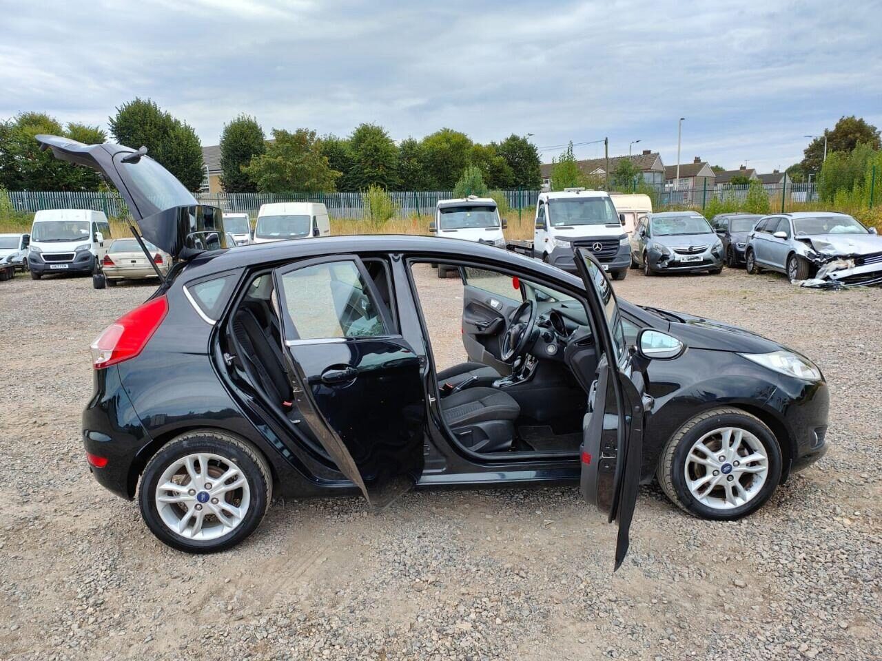 Used Ford Fiesta 2014 for sale - 76682451: Photo 17