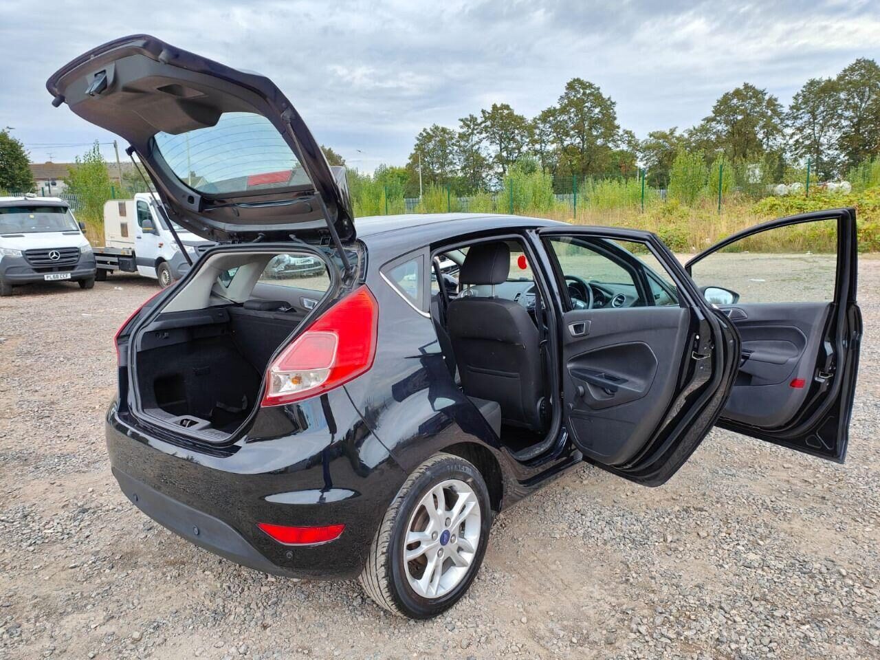 Used Ford Fiesta 2014 for sale - 76682451: Photo 19