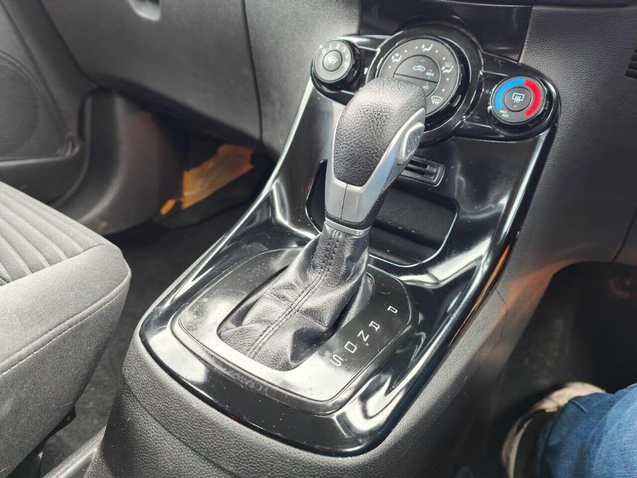 Used Ford Fiesta 2014 for sale - 76682451: Photo 25