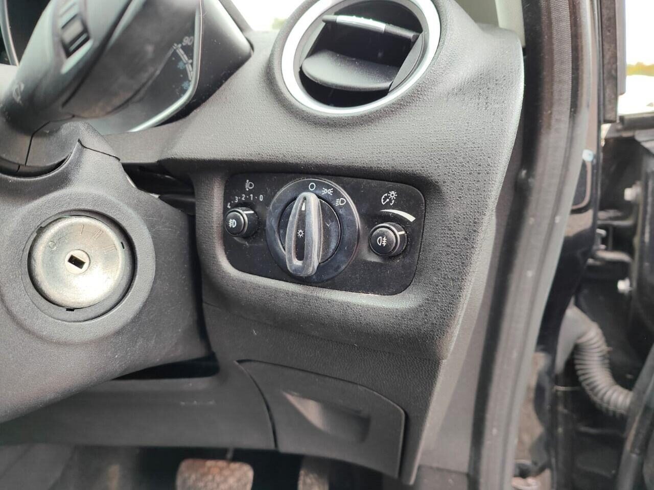 Used Ford Fiesta 2014 for sale - 76682451: Photo 35