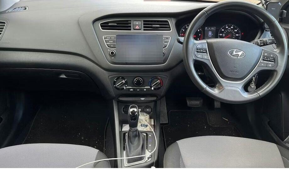 Used Hyundai i20 2019 for sale - 76394972: Photo 6