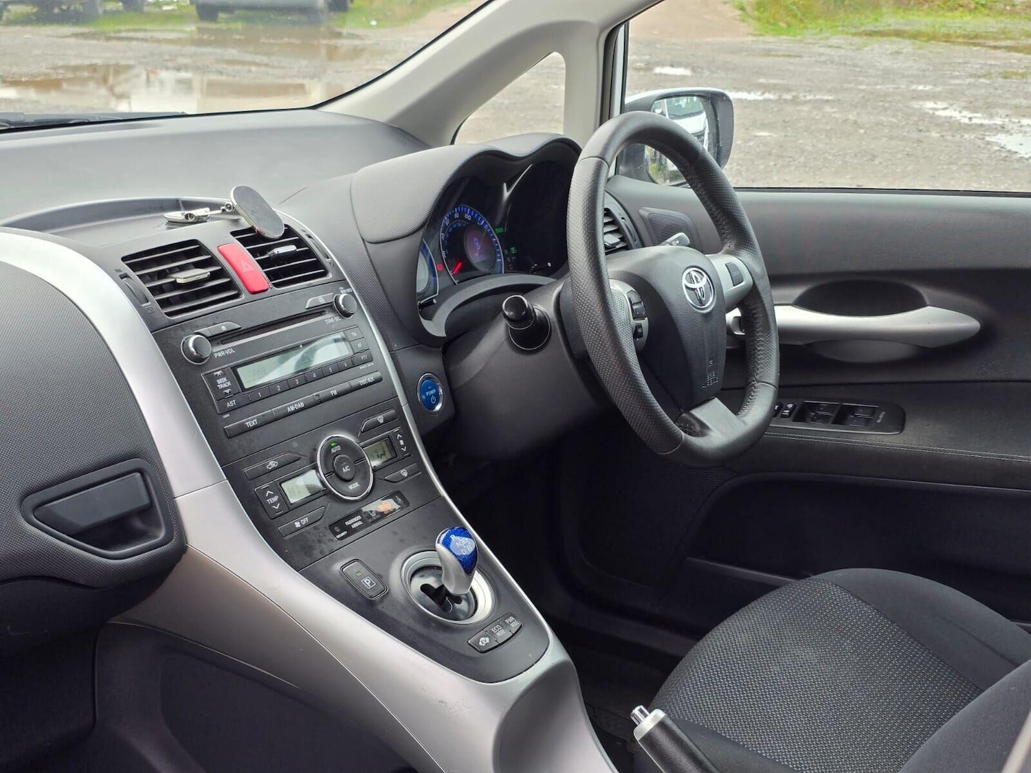 Used Toyota Auris 2012 for sale - 76598522: Photo 16