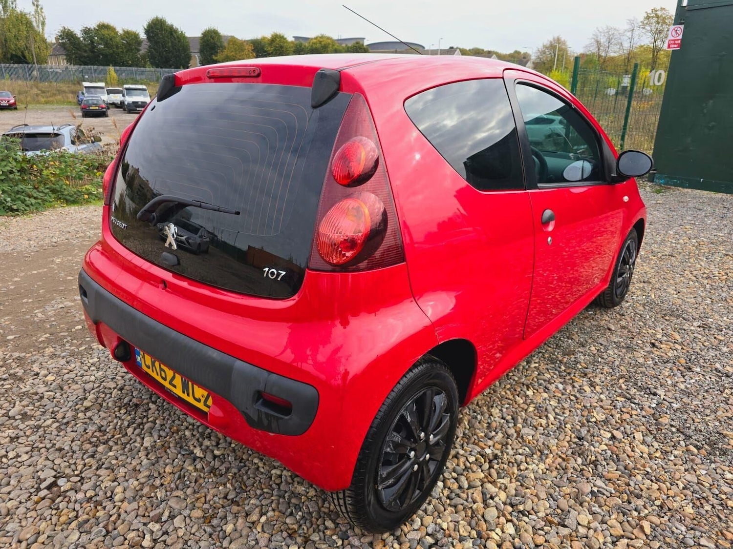Used Peugeot 107 2013 for sale - 76082188: Photo 14
