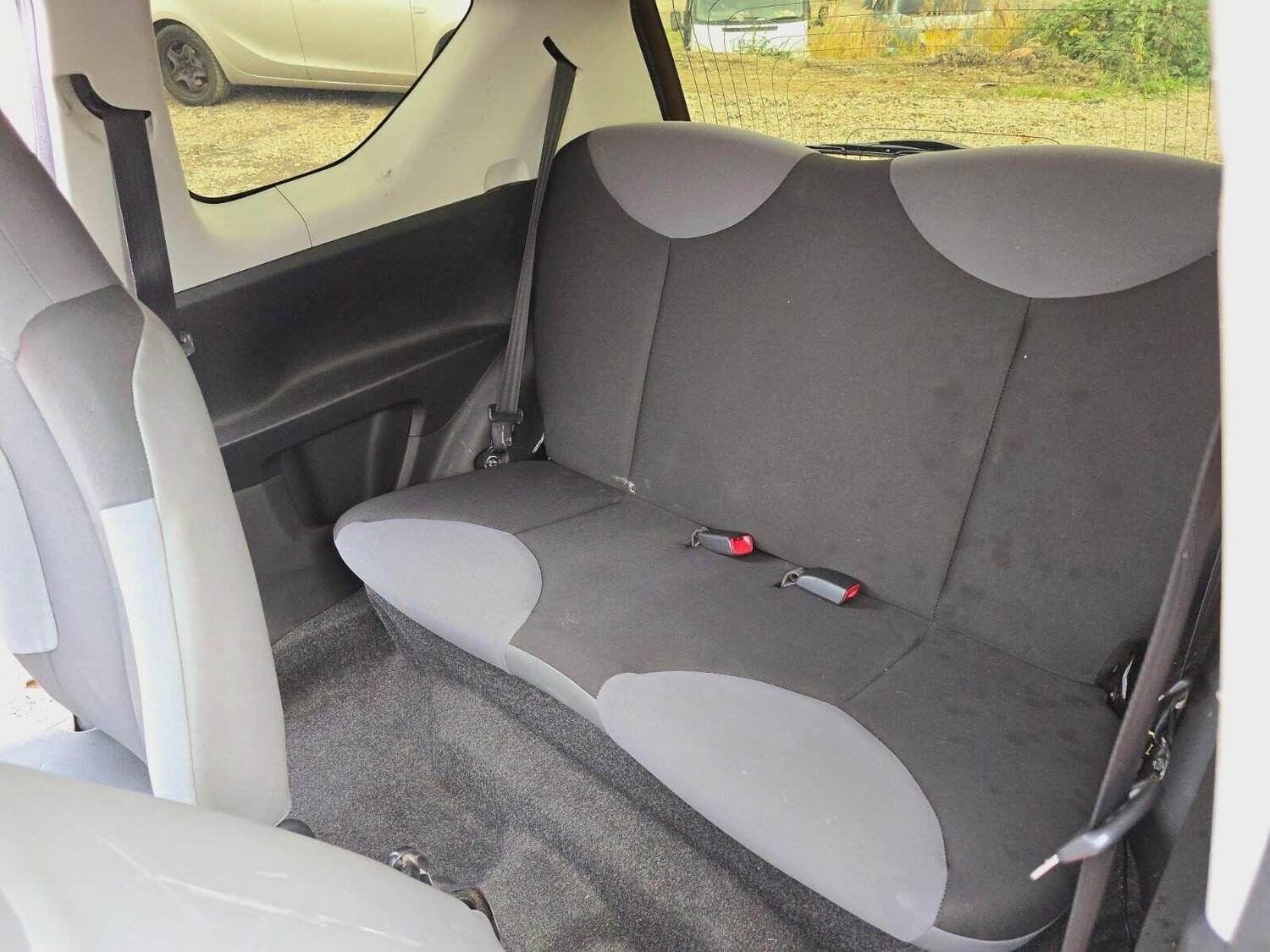 Used Peugeot 107 2013 for sale - 76082188: Photo 34