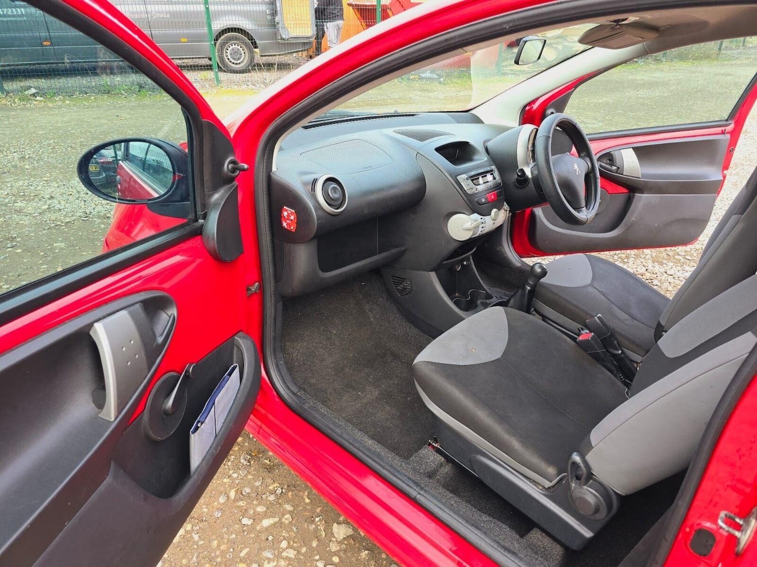 Used Peugeot 107 2013 for sale - 76082188: Photo 8