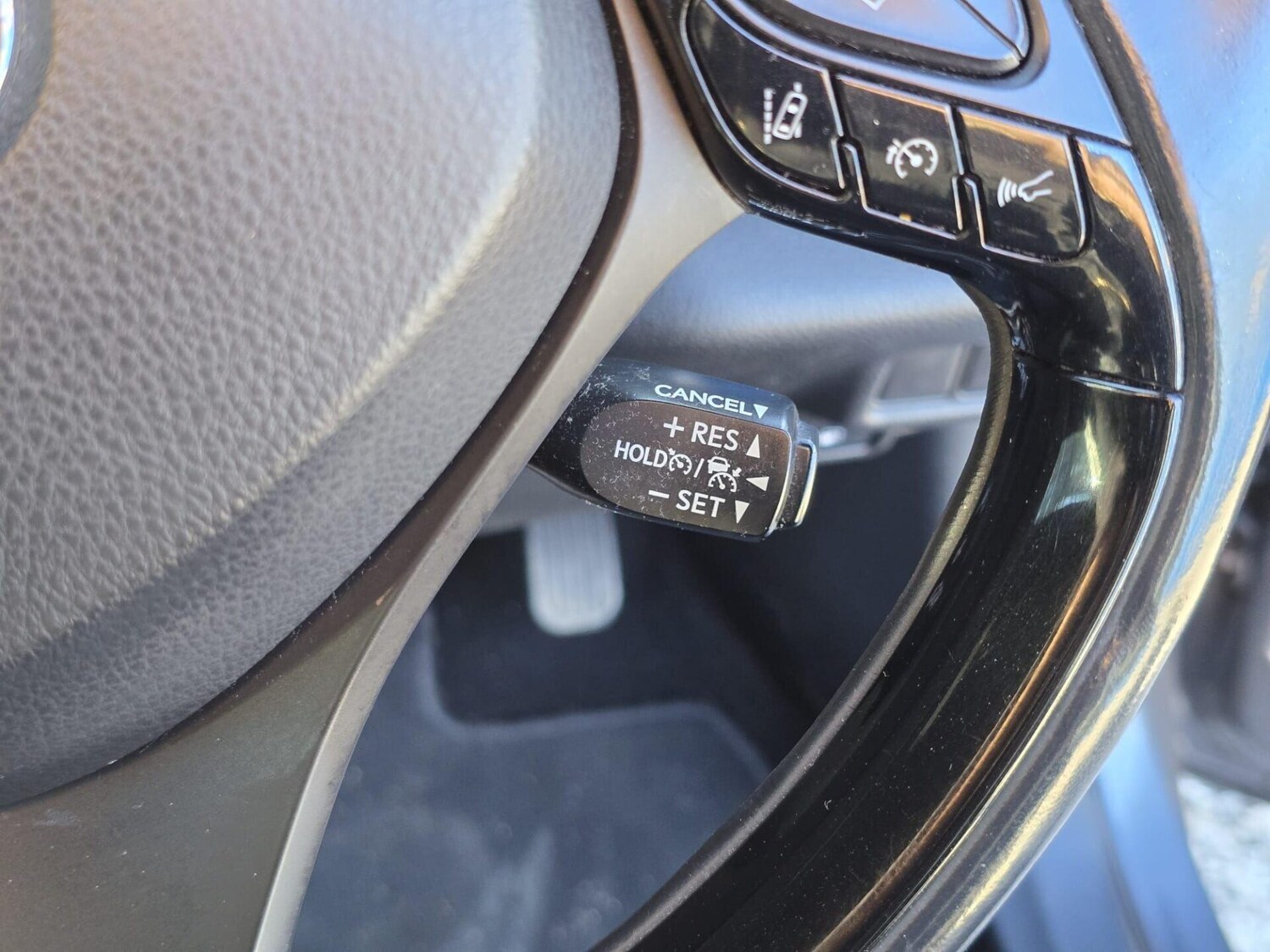 Used Toyota C-HR 2017 for sale - 77593197: Photo 26