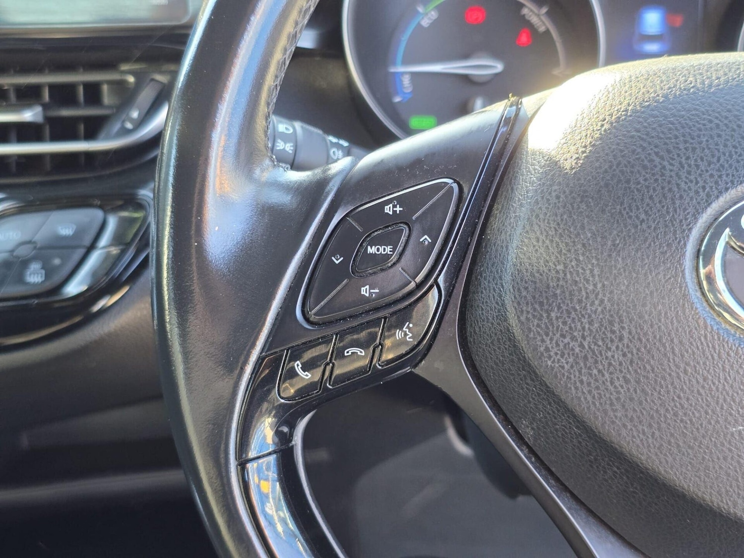 Used Toyota C-HR 2017 for sale - 77593197: Photo 27