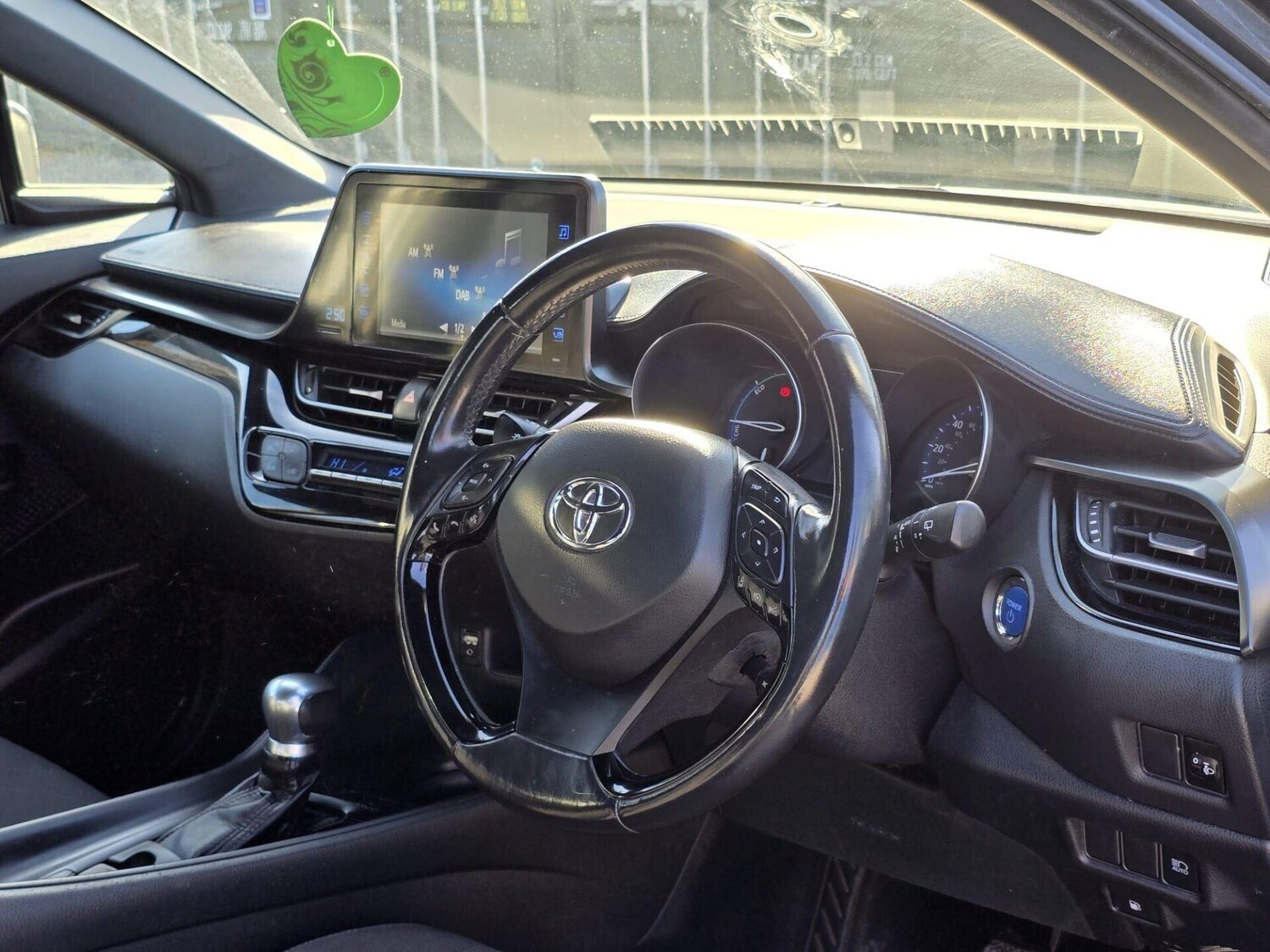 Used Toyota C-HR 2017 for sale - 77593197: Photo 56