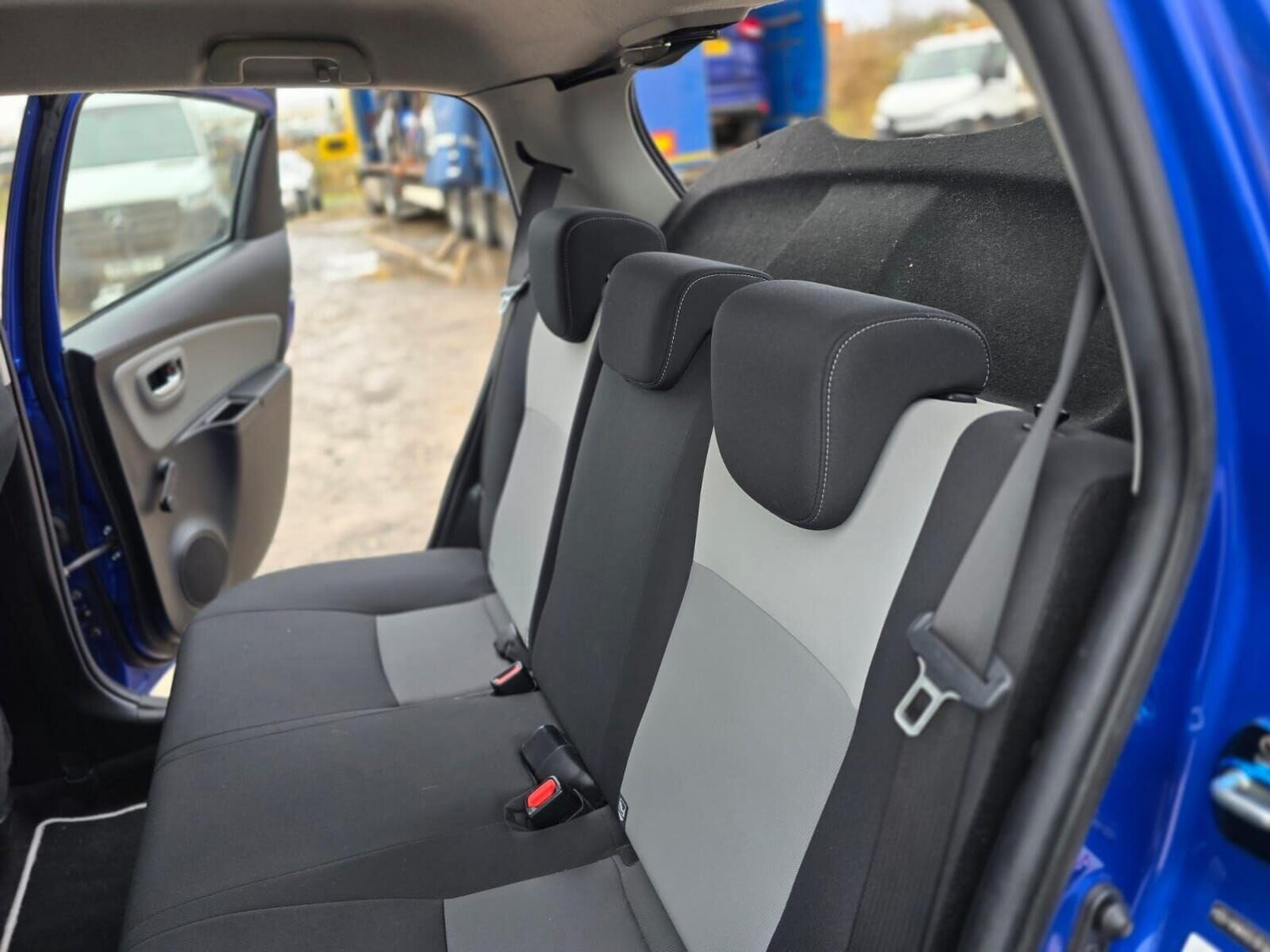 Used Toyota Yaris 2018 for sale - 76641714: Photo 24