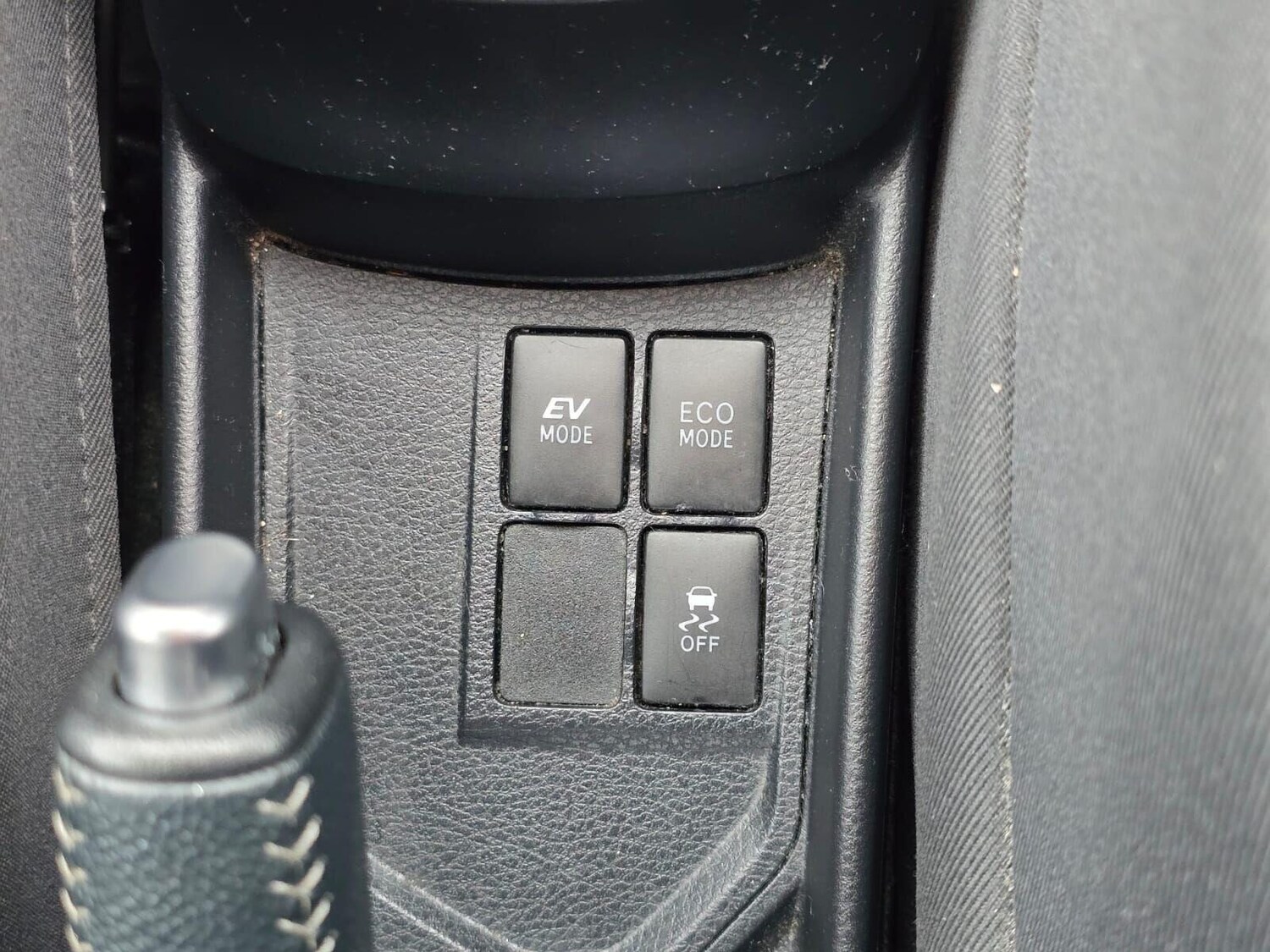 Used Toyota Yaris 2018 for sale - 76641714: Photo 27