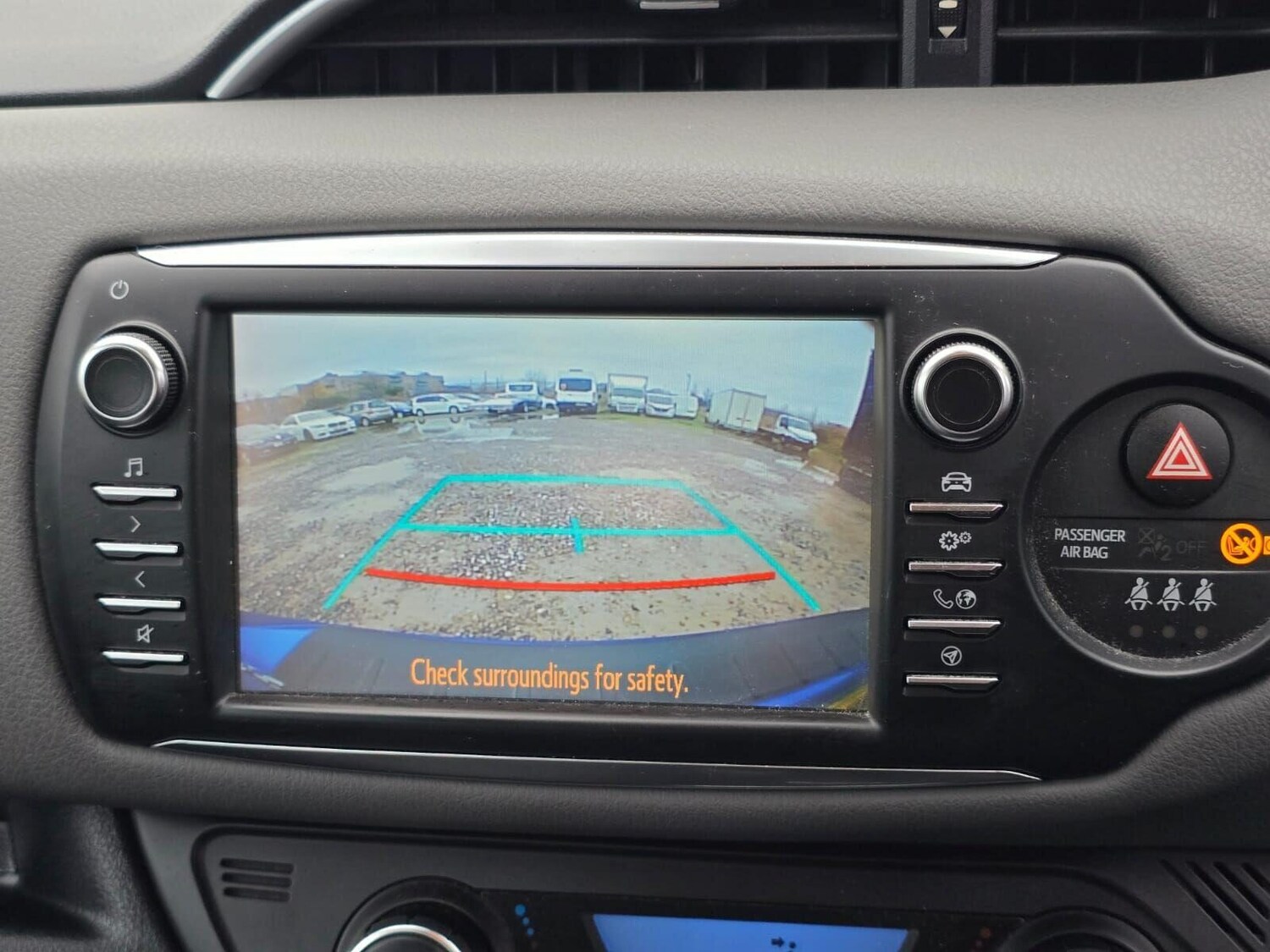 Used Toyota Yaris 2018 for sale - 76641714: Photo 34