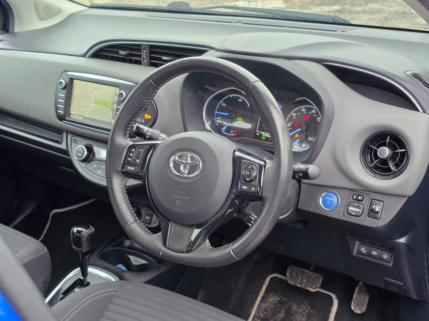 Used Toyota Yaris 2018 for sale - 76641714: Photo 38