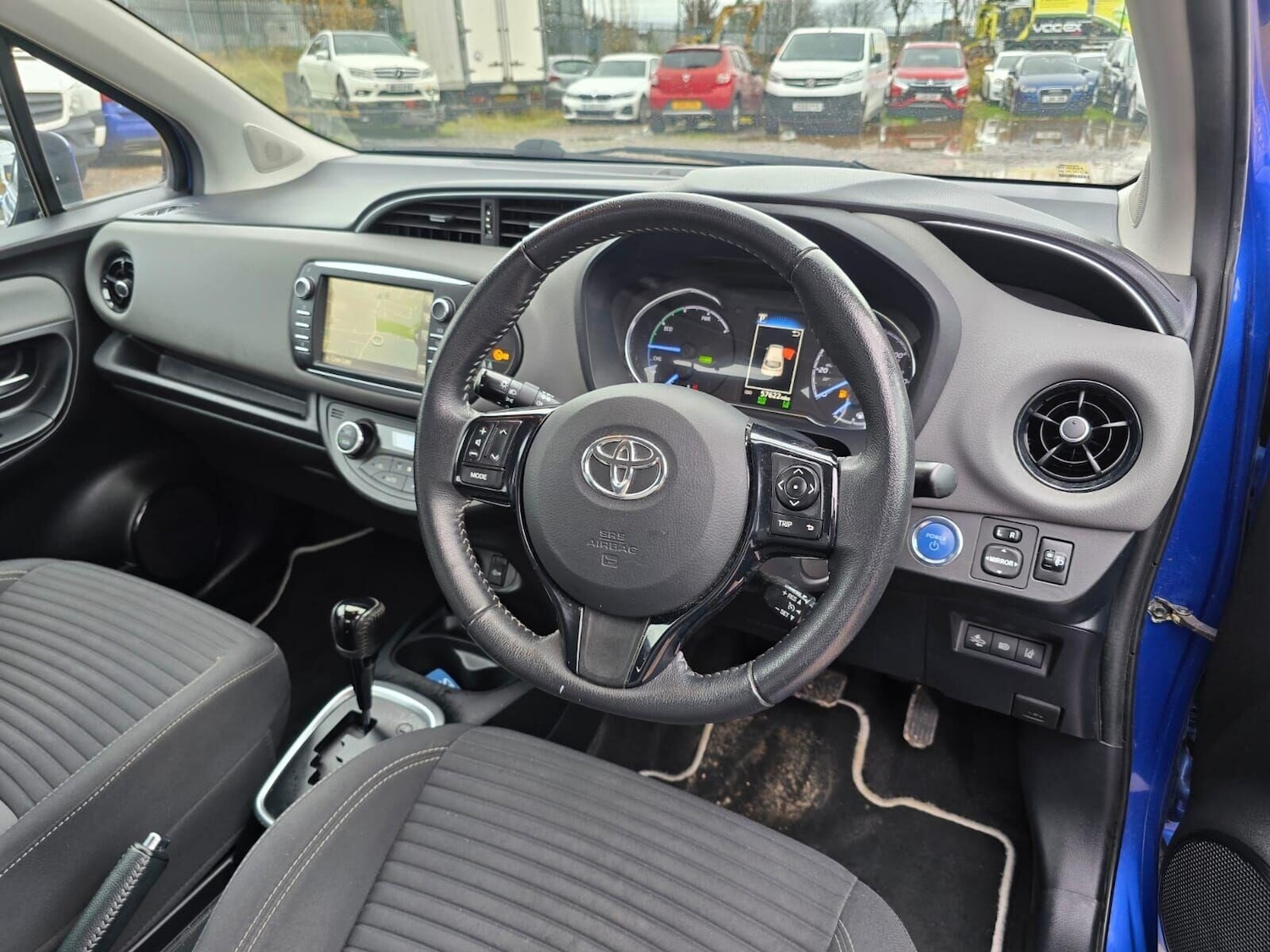 Used Toyota Yaris 2018 for sale - 76641714: Photo 60