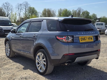Used Land Rover Discovery Sport 2017 for sale - 78906586: Photo