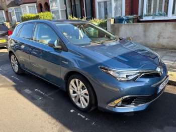 2016 (16) - 1.8 VVT-h Excel CVT Euro 6 (s/s) 5dr