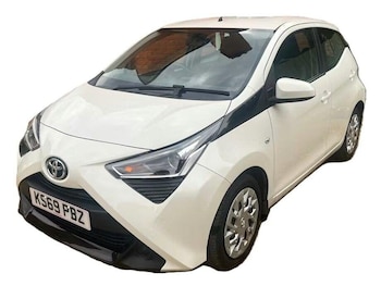 Used Toyota AYGO 2019 for sale - 78571198: Photo