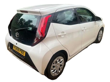 Used Toyota AYGO 2019 for sale - 78571198: Photo