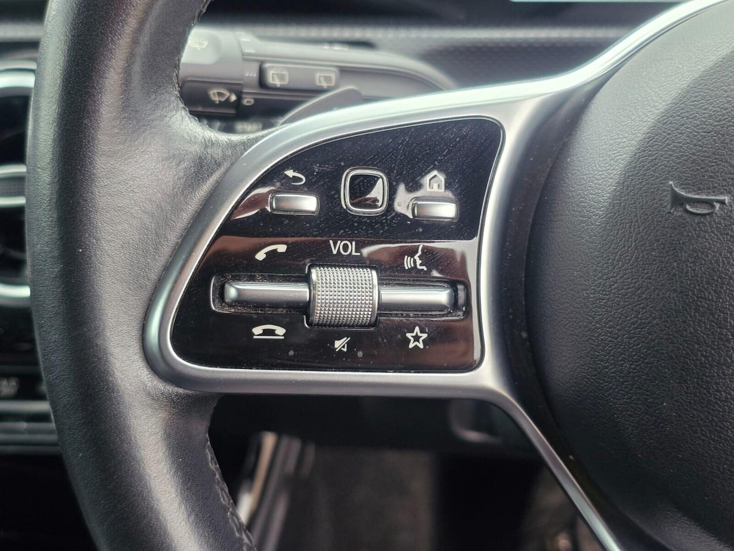 Used Mercedes-Benz A-Class 2018 for sale - 76211442: Photo 31