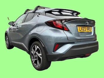 Used Toyota C-HR 2023 for sale - 78228629: Photo