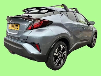 Used Toyota C-HR 2023 for sale - 78228629: Photo