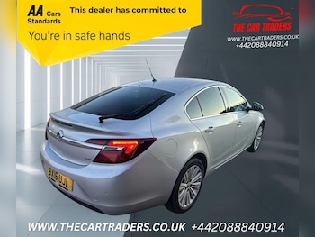 Used Vauxhall Insignia 2016 for sale - 77128996: Photo