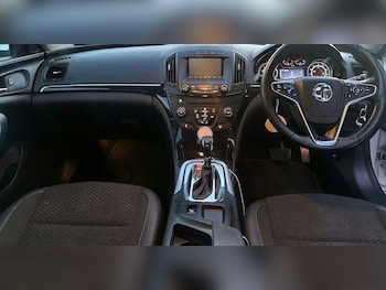 Used Vauxhall Insignia 2016 for sale - 77128996: Photo