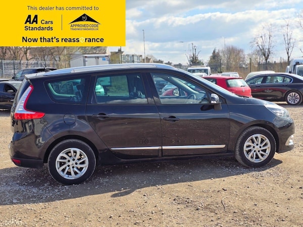 Used Renault Grand Scenic 2015 for sale - 75425661: Photo 12