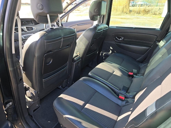 Used Renault Grand Scenic 2015 for sale - 75425661: Photo 26