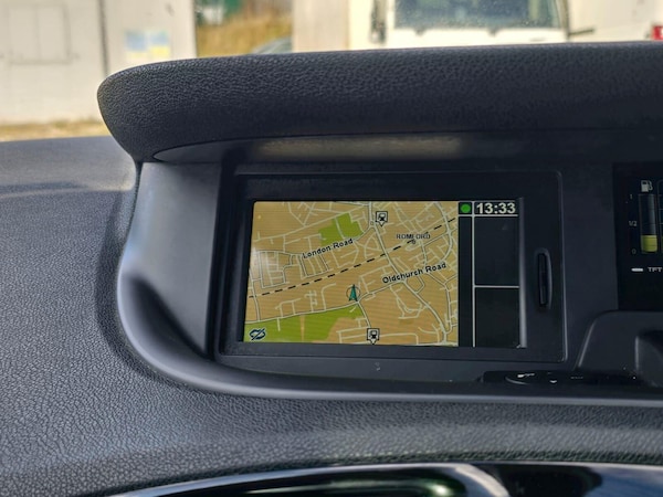 Used Renault Grand Scenic 2015 for sale - 75425661: Photo 37