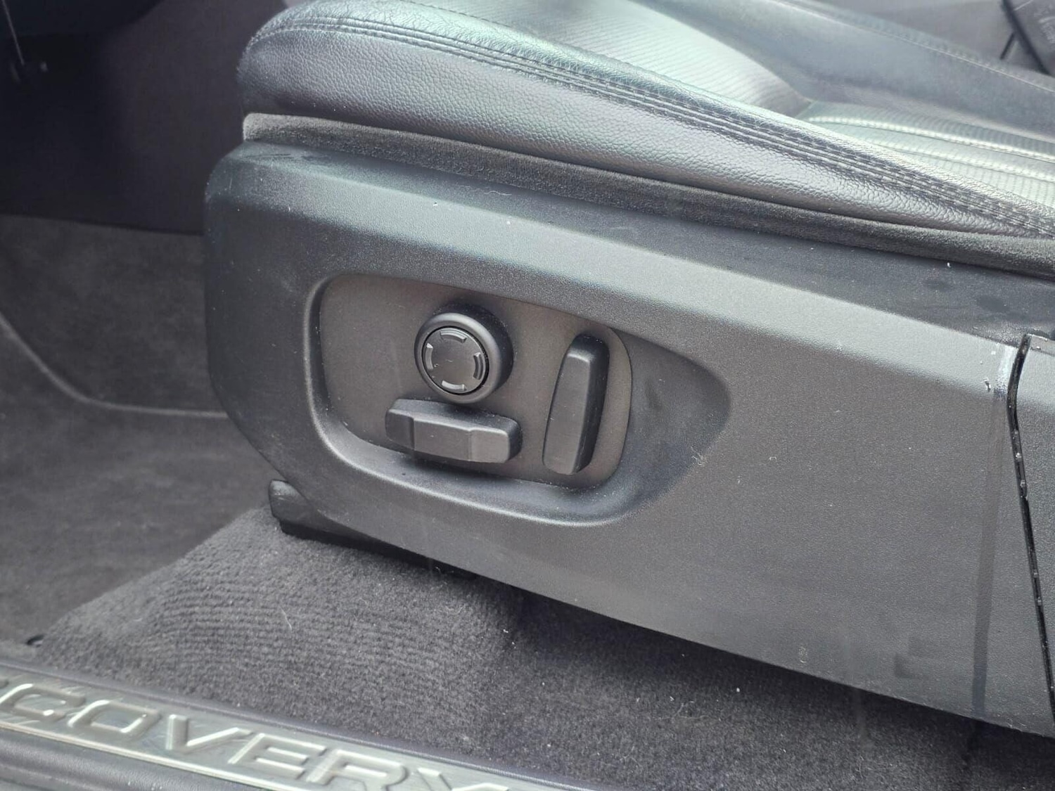 Used Land Rover Discovery Sport 2015 for sale - 76961687: Photo 31