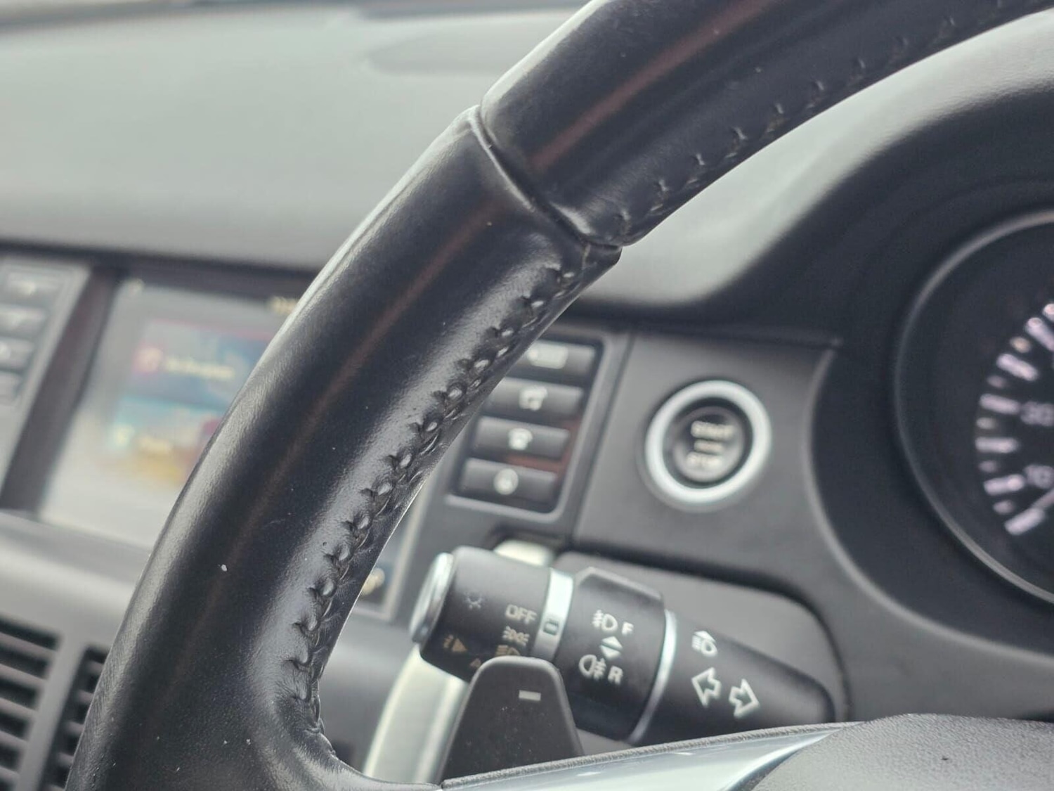 Used Land Rover Discovery Sport 2015 for sale - 76961687: Photo 32