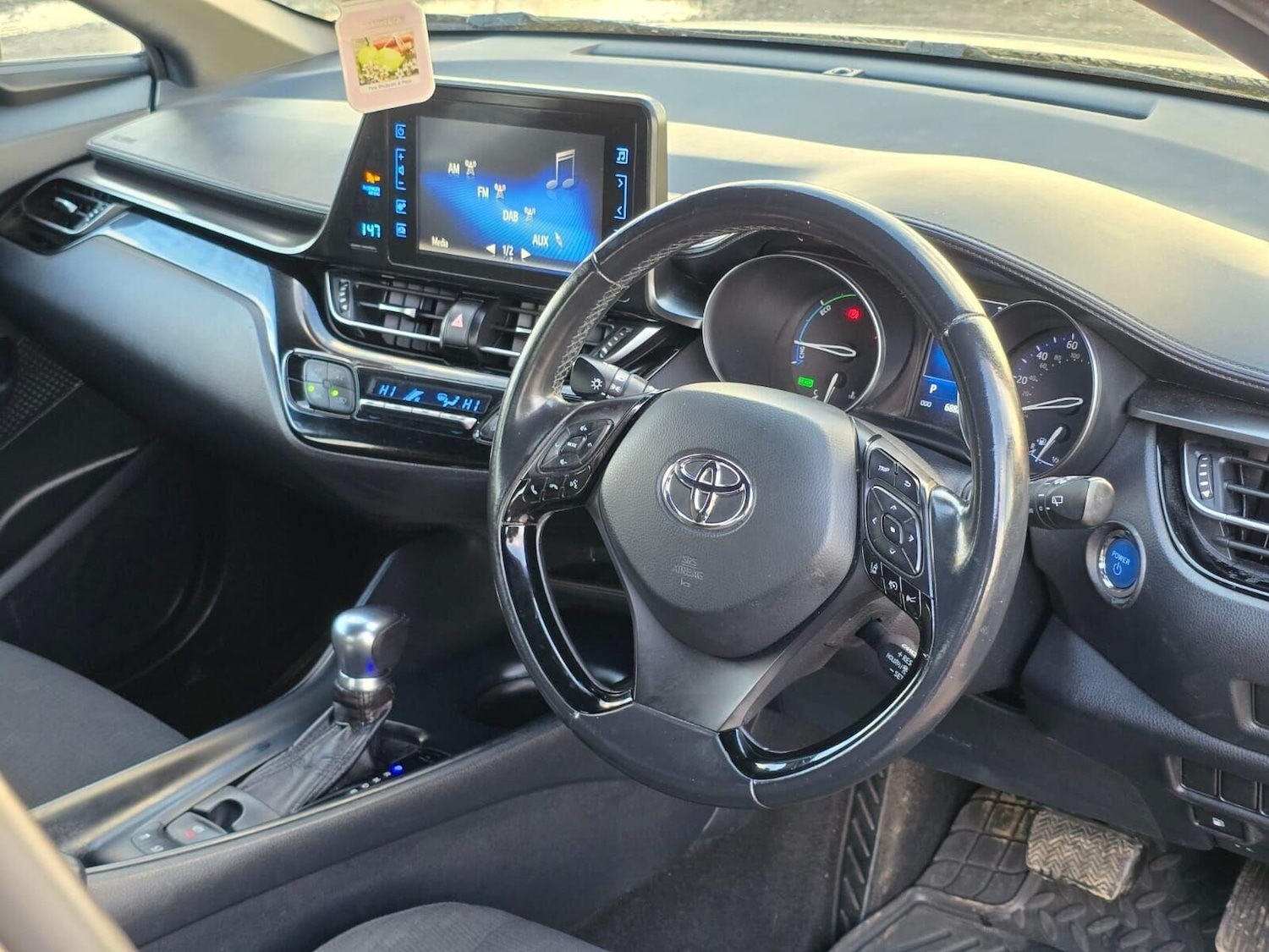 Used Toyota C-HR 2018 for sale - 76778159: Photo 35