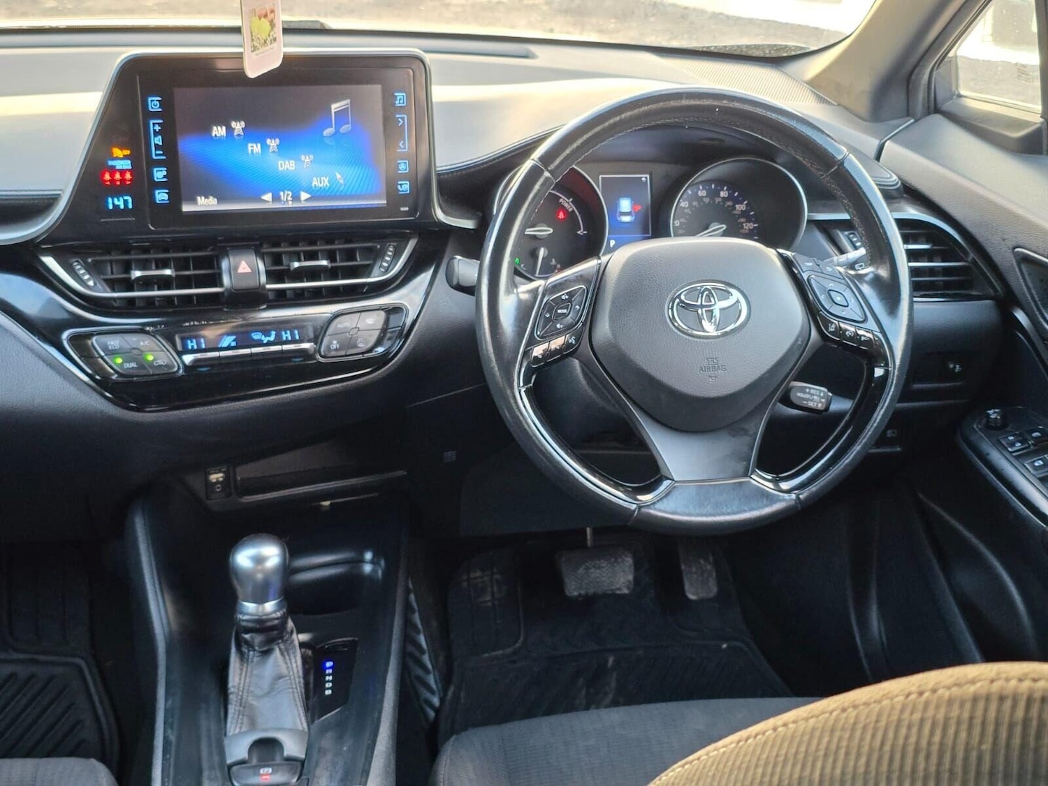 Used Toyota C-HR 2018 for sale - 76778159: Photo 58