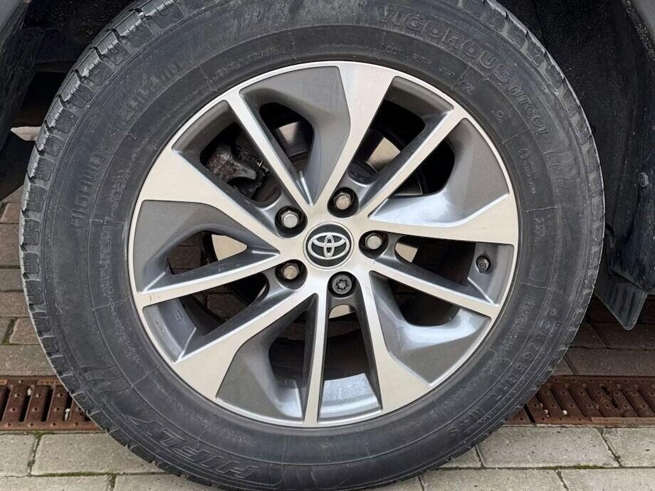 Used Toyota RAV4 2016 for sale - 76653858: Photo 8