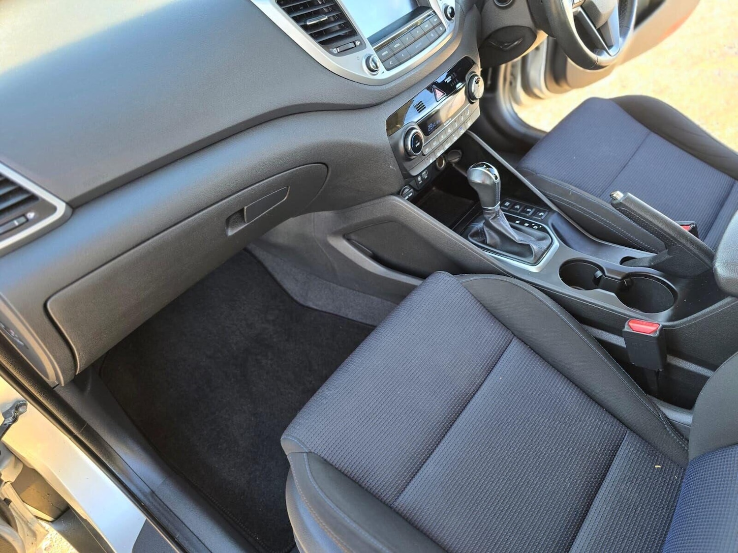 Used Hyundai TUCSON 2016 for sale - 76665001: Photo 39